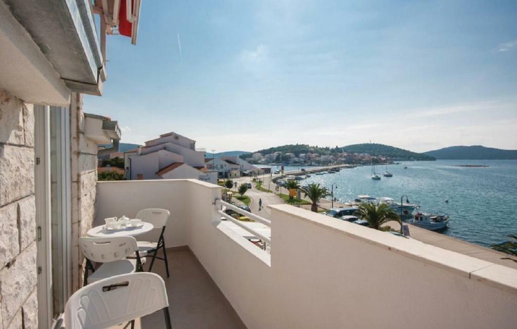 Apartmani Riva Rogoznica  Bagian luar foto