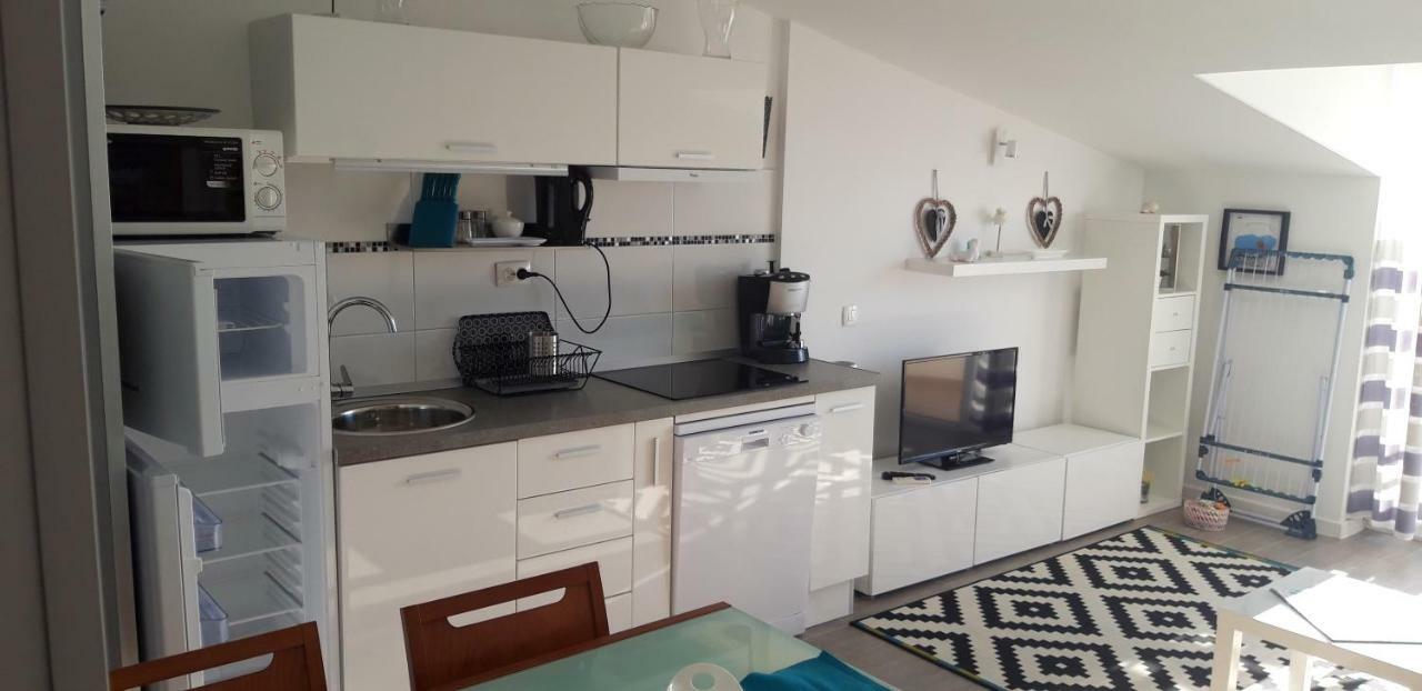 Apartmani Riva Rogoznica  Bagian luar foto